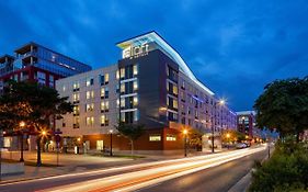 Aloft Hotel Minneapolis