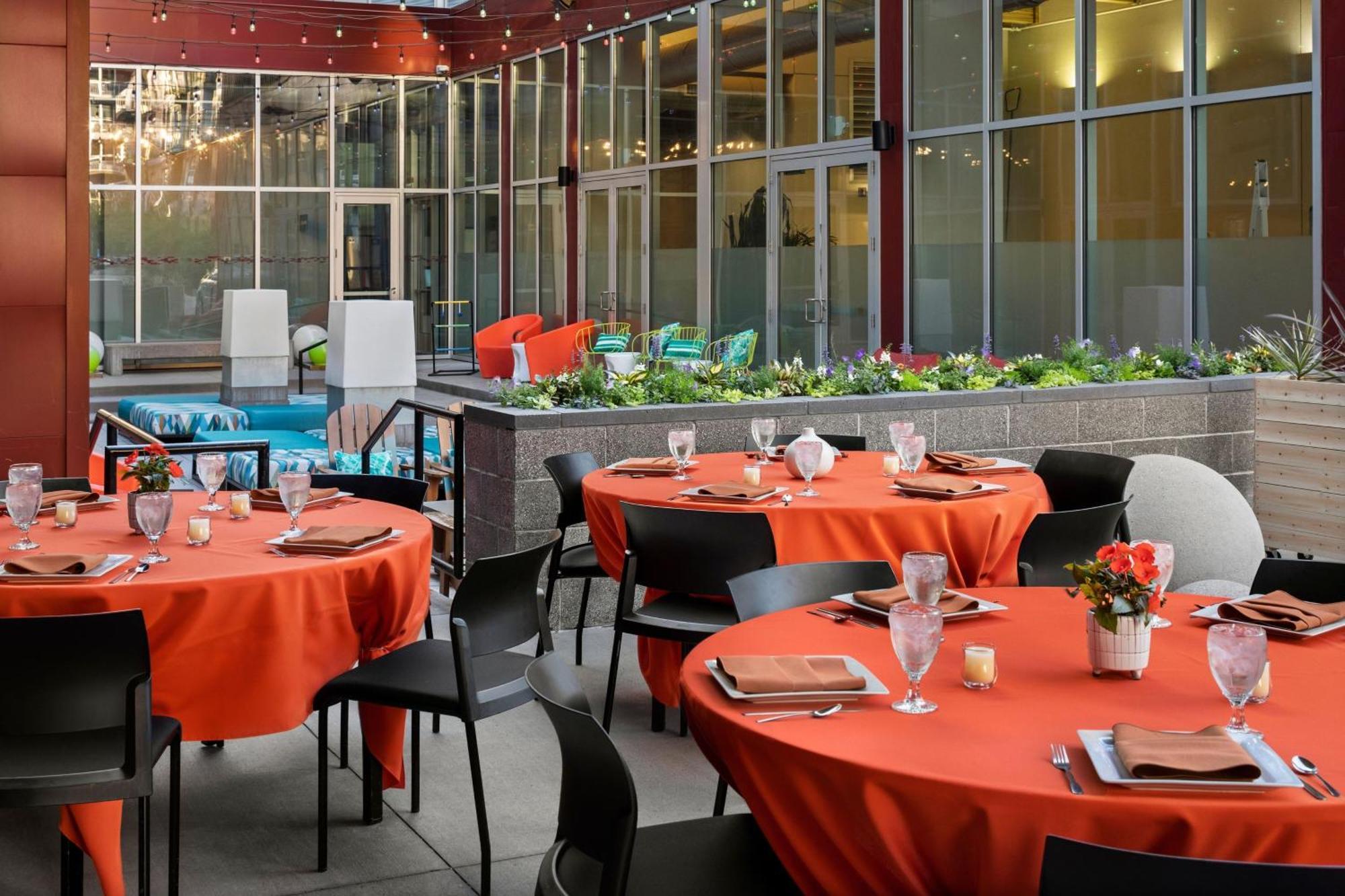 Aloft Minneapolis Exterior photo